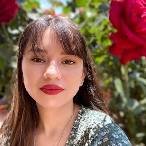 Meet your Posher, Aracely